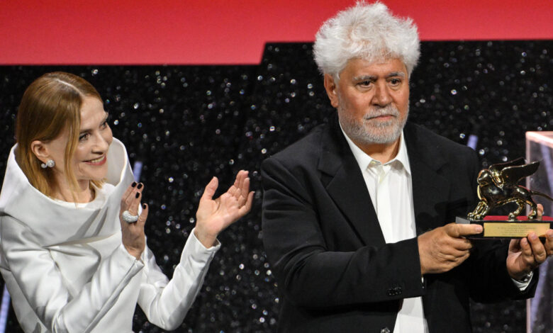 Photo of Venezia 81: Leone d’Oro a Pedro Almodovar